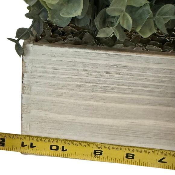 Winlyn Artificial Eucalyptus in Rectangular Wood Planter Box NEW - Picture 5 of 6